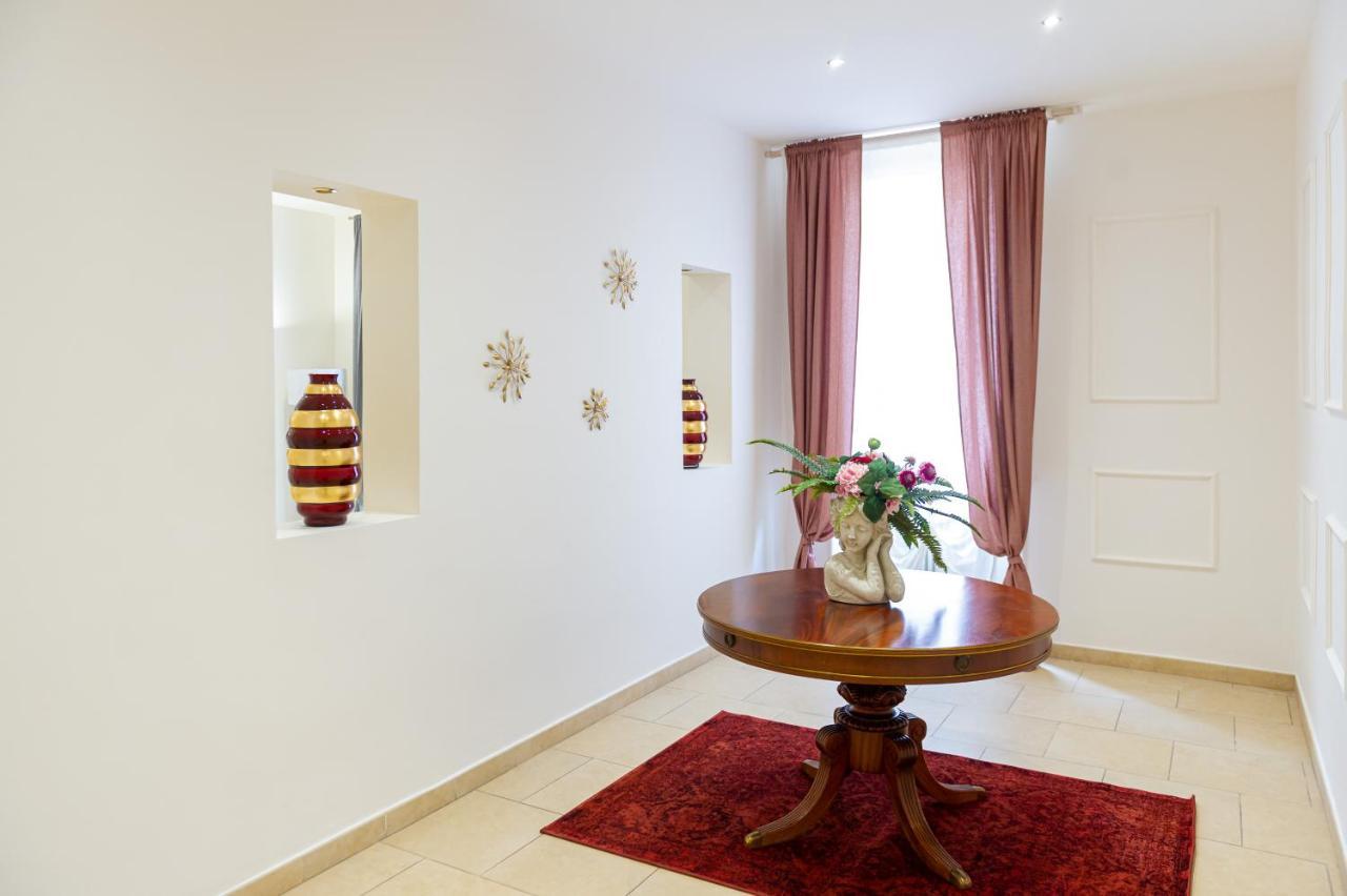 Internotre Luxury Apartment Bari Dış mekan fotoğraf