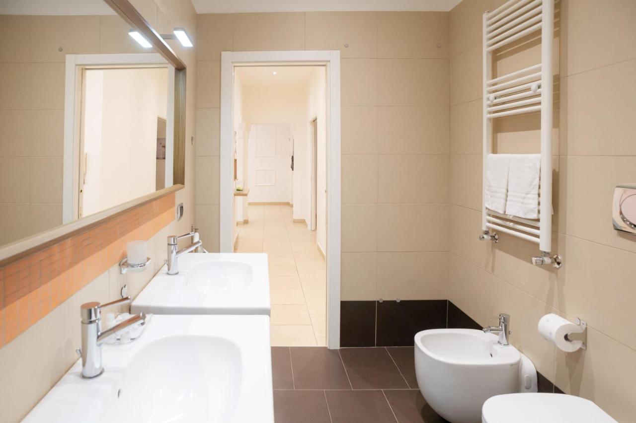 Internotre Luxury Apartment Bari Dış mekan fotoğraf