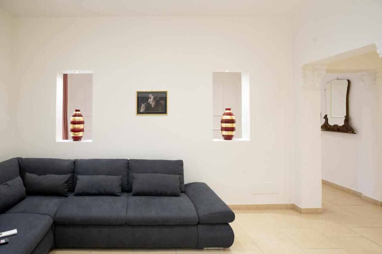 Internotre Luxury Apartment Bari Dış mekan fotoğraf